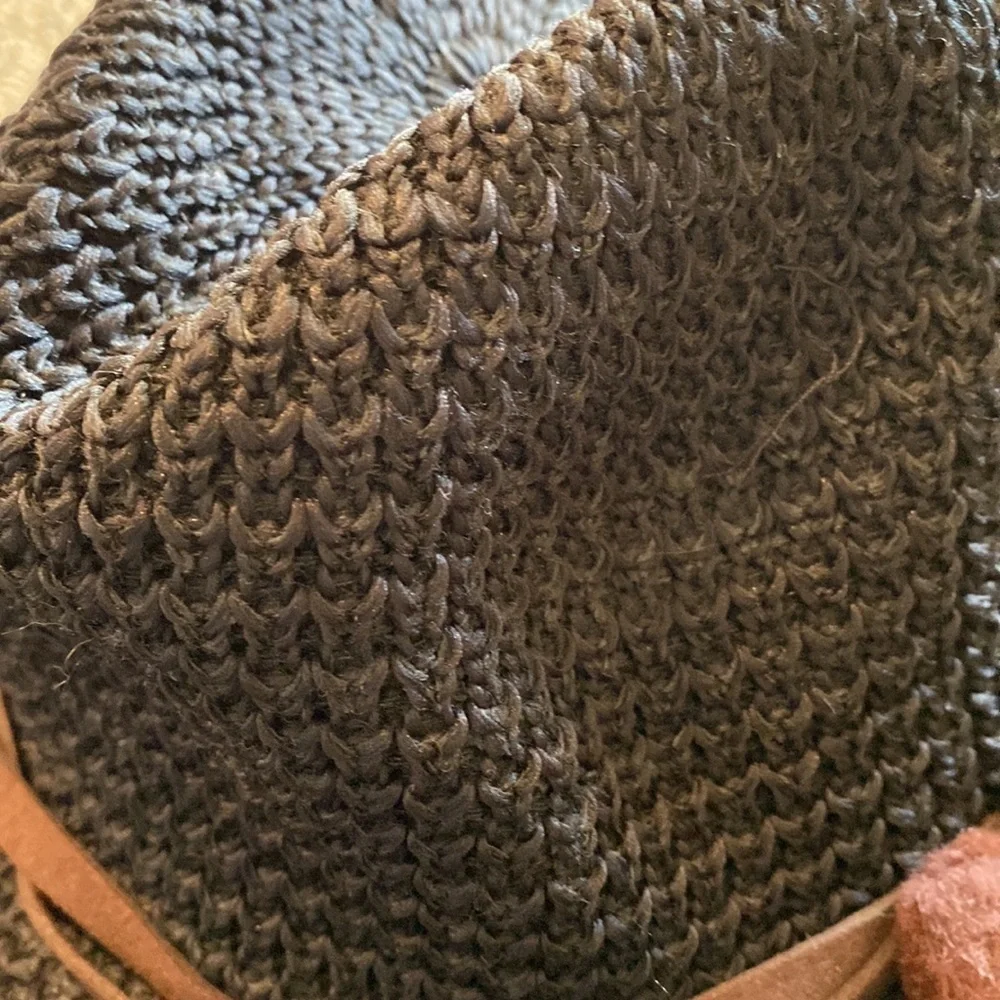 NWOT Embellished Black Fedora with White Heart